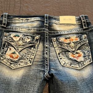 Miss Me Straight leg jeans. Wore one time. Too short me, thought it work